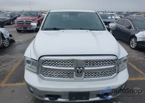 2015 Ram 1500 Laramie z USA, uszkodzony, nr VIN 1C6RR7NM8FS747741